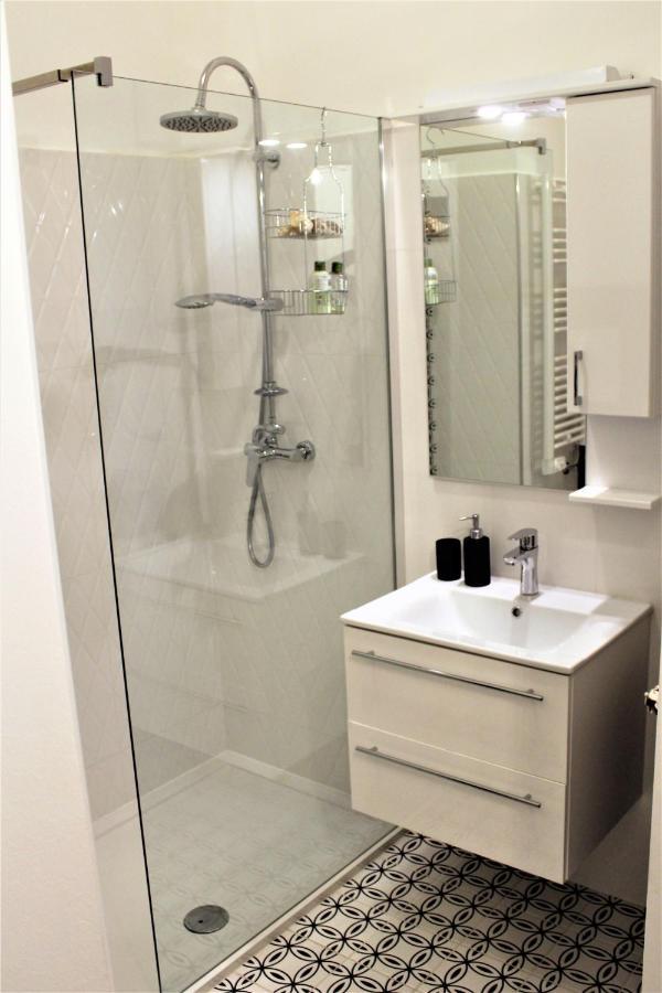 Csilla Home Apartman Miskolc Ngoại thất bức ảnh